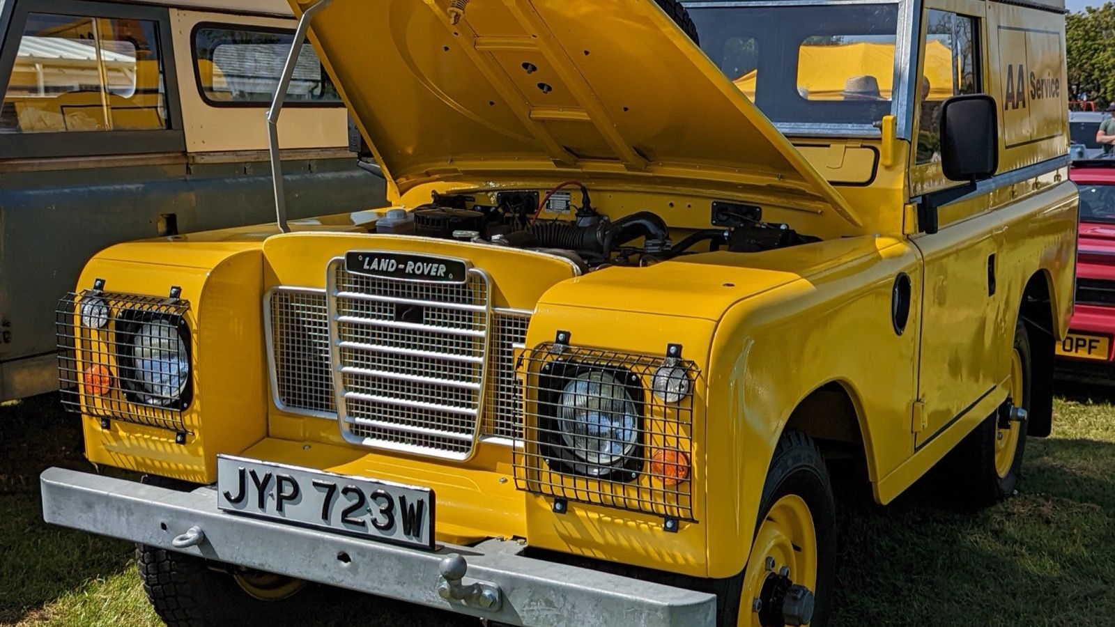 1981 Land Rover Series, side view
