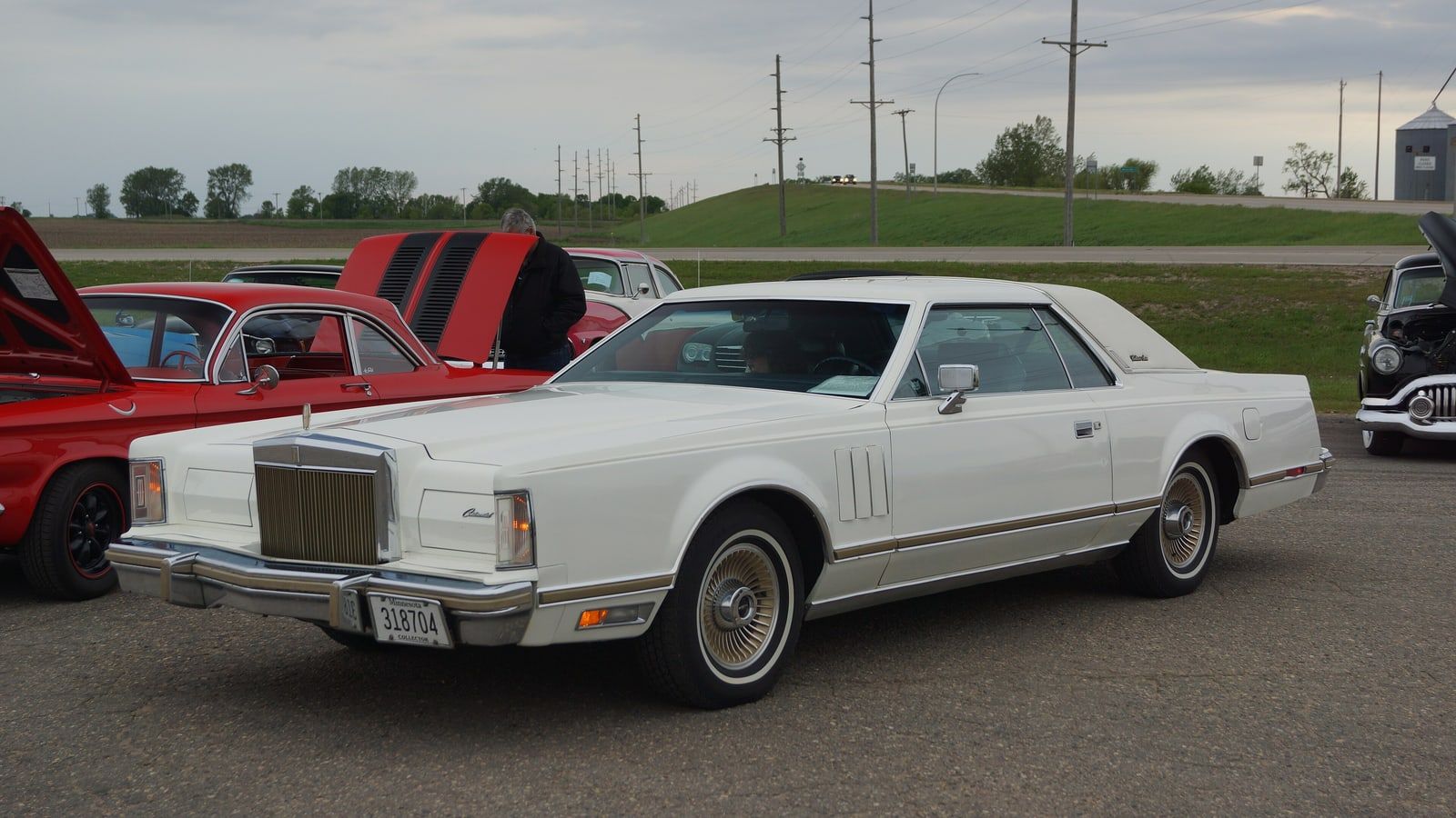 White 1979 Lincoln Continental Mark V Collector's Edition coupe, front three-quarter view