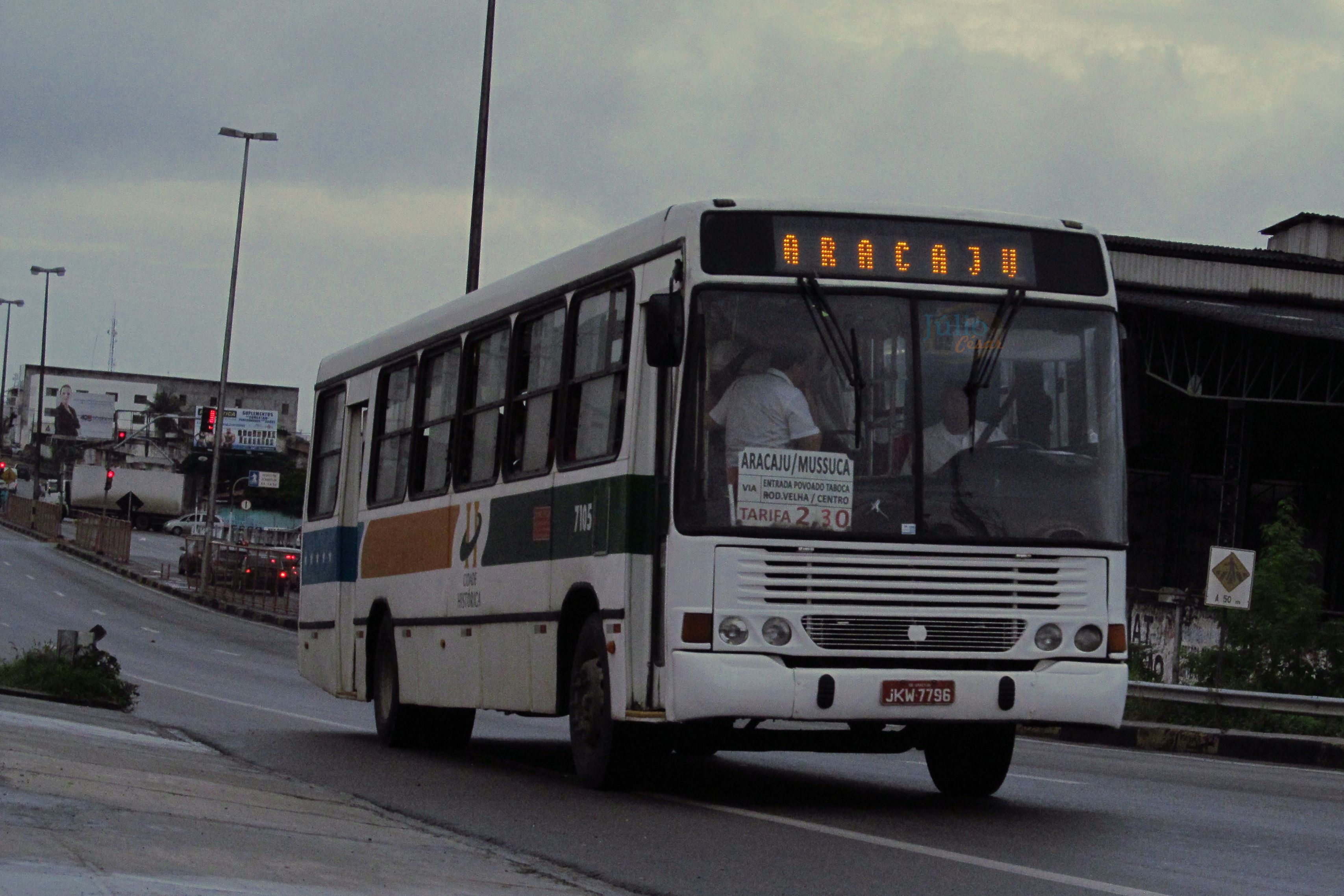 Marcopolo Torino GV urban bus, front three-quarter view, in white and green livery