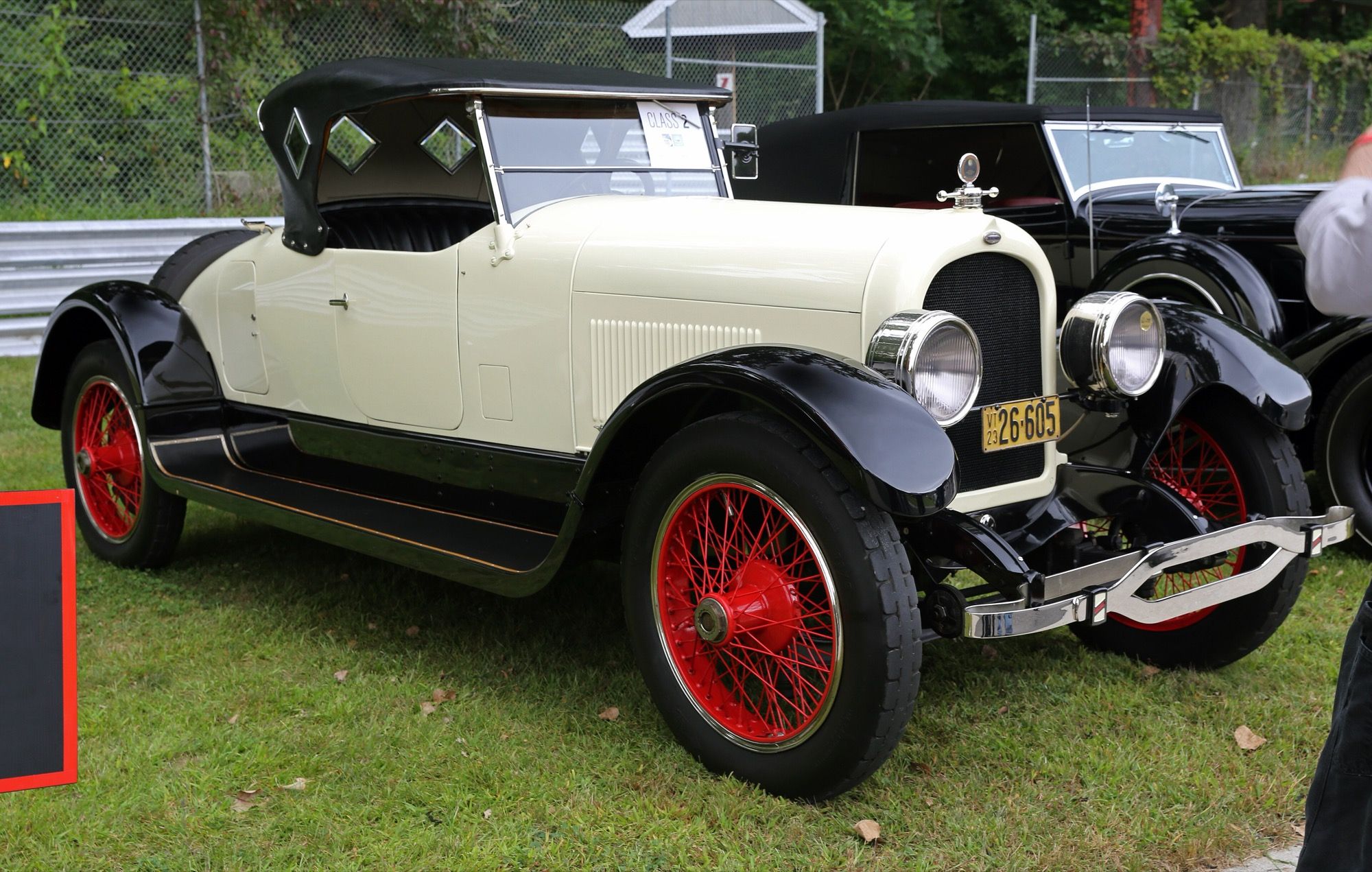 Cream 1923 Marmon Model 34B two-seater speedster, front three-quarter view