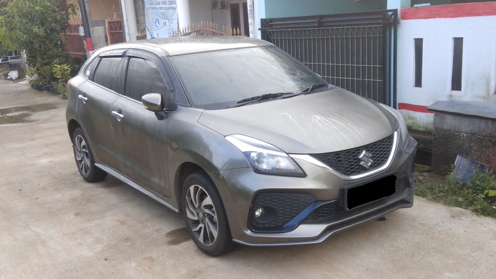 Grey 2020 Suzuki Baleno GL hatchback, front three-quarter view