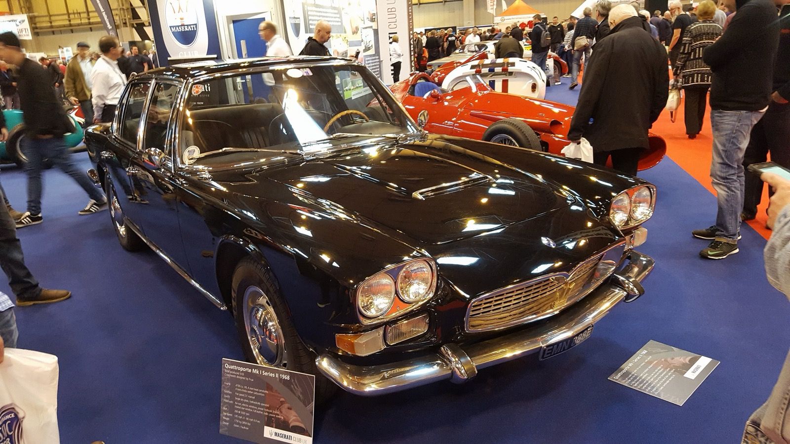 Black 1968 Maserati Quattroporte 4.7 V8 (AM107) sedan, front three-quarter view