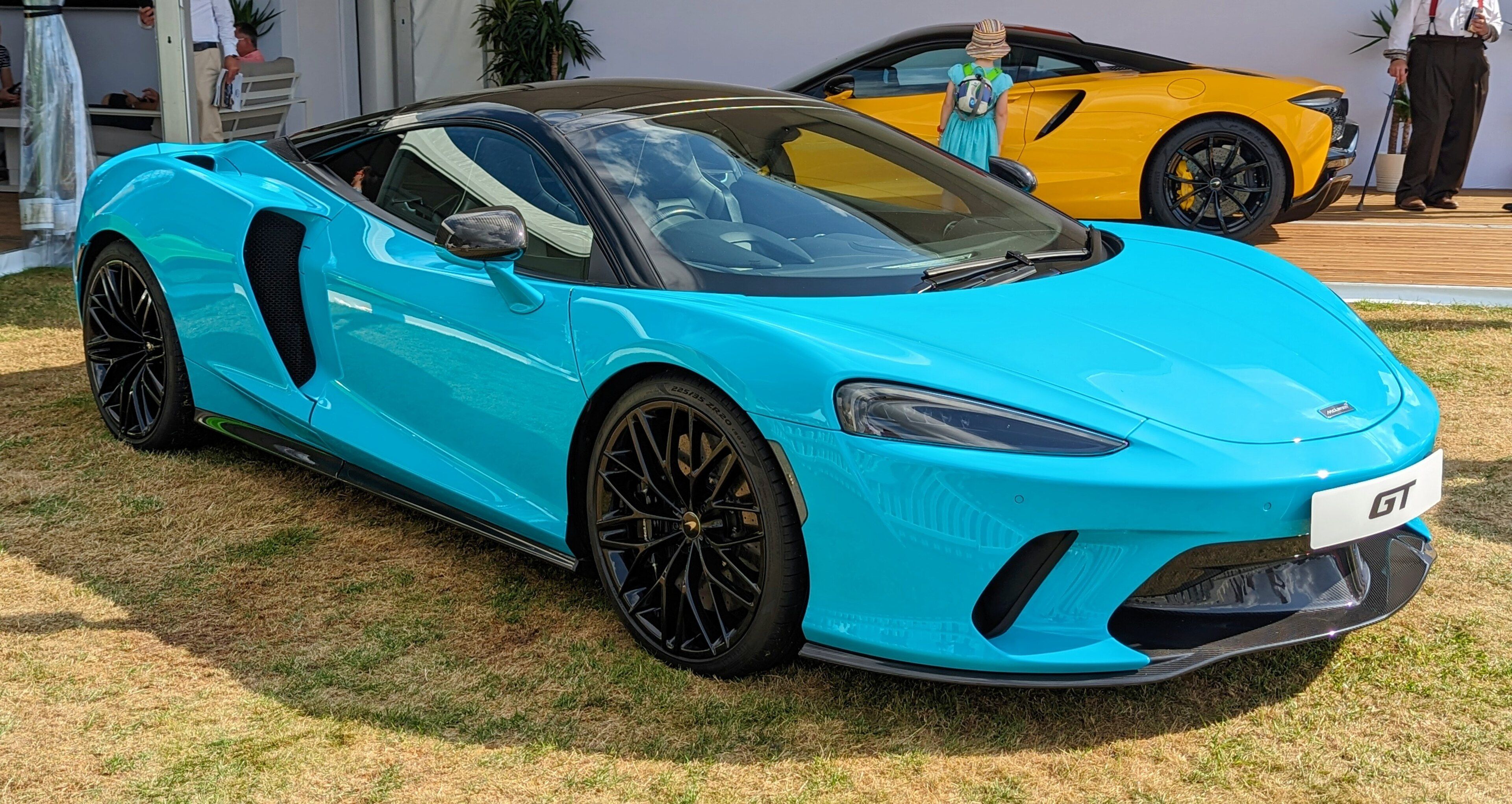 2023 McLaren GT