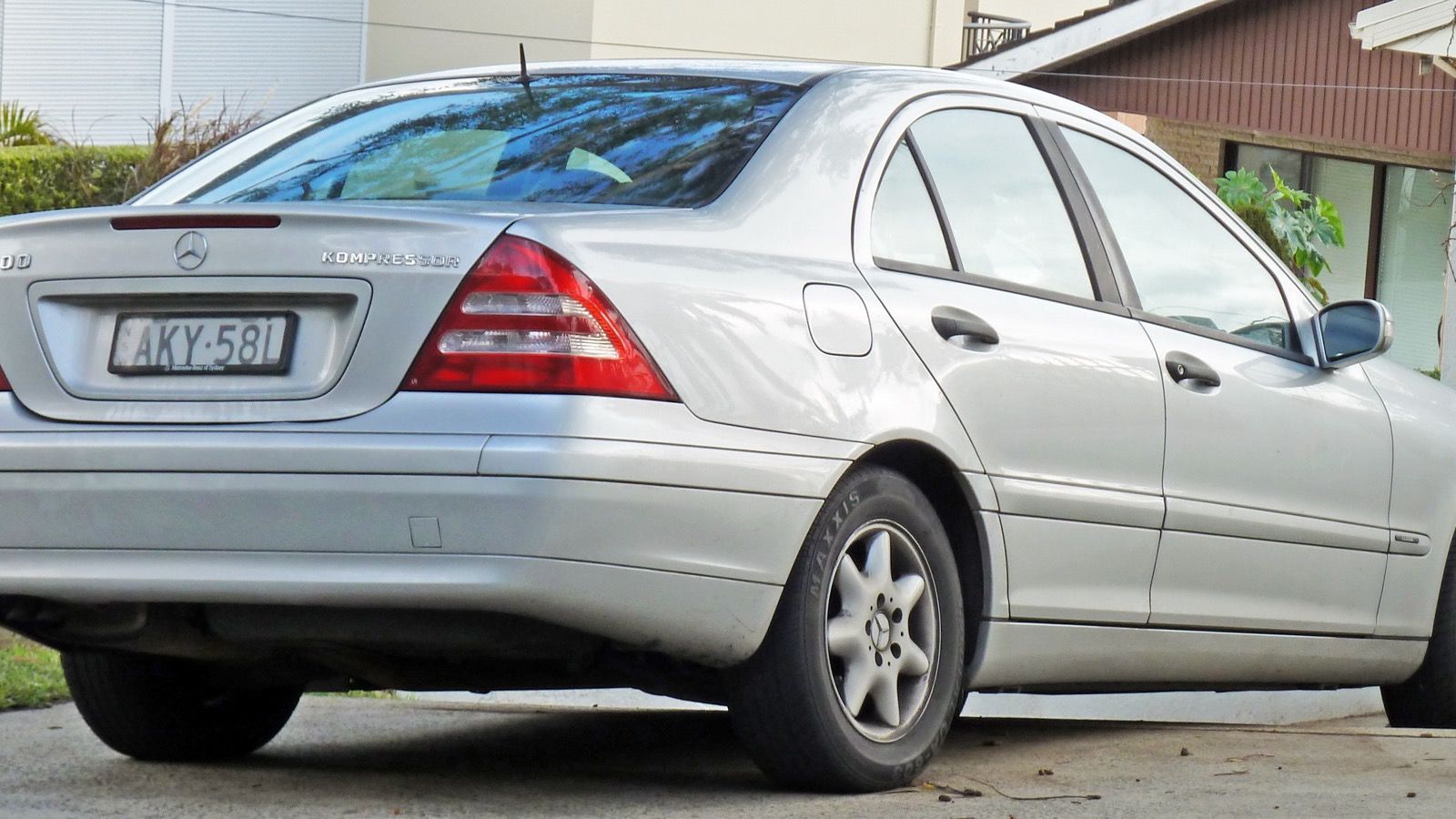 2002 Mercedes-Benz C 200 Kompressor (W 203) Classic sedan, exterior view