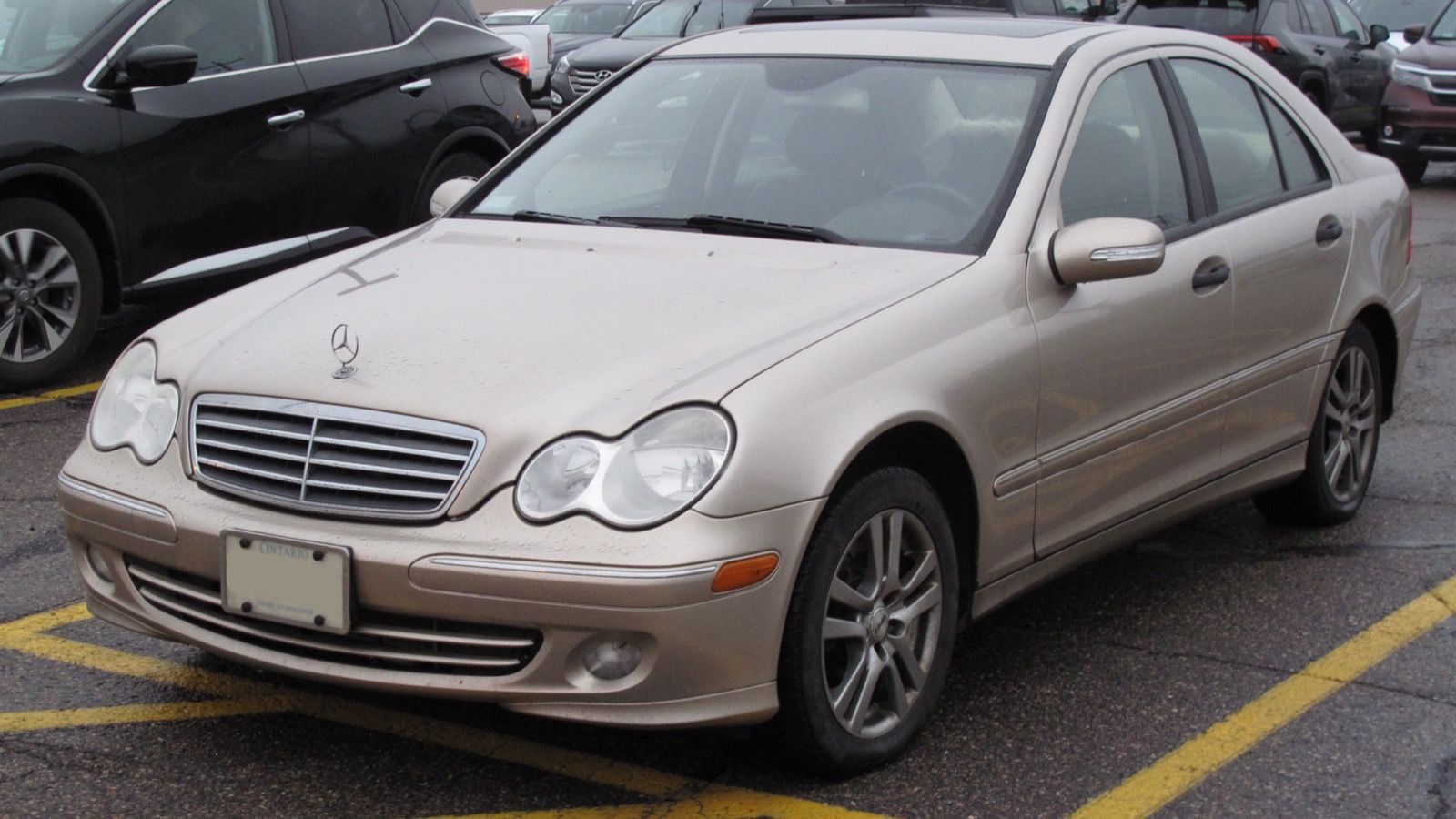 2005 Mercedes-Benz C240 4Matic, Front Left, front three-quarter view