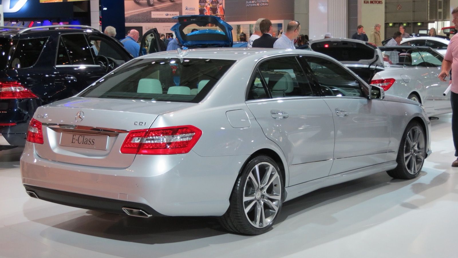 2012 Mercedes-Benz E 250 CDI (W 212 MY12) BlueEFFICIENCY Avantgarde sedan, exterior view