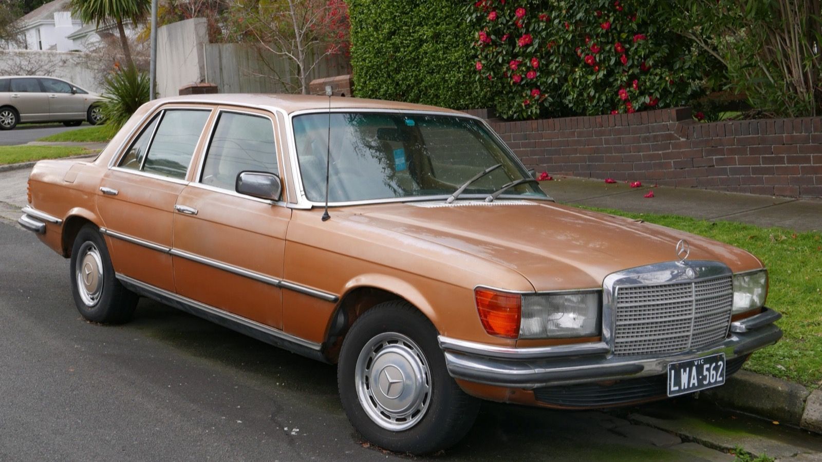 1972 Mercedes-Benz S-Class (W116) — sedan, front three-quarter view