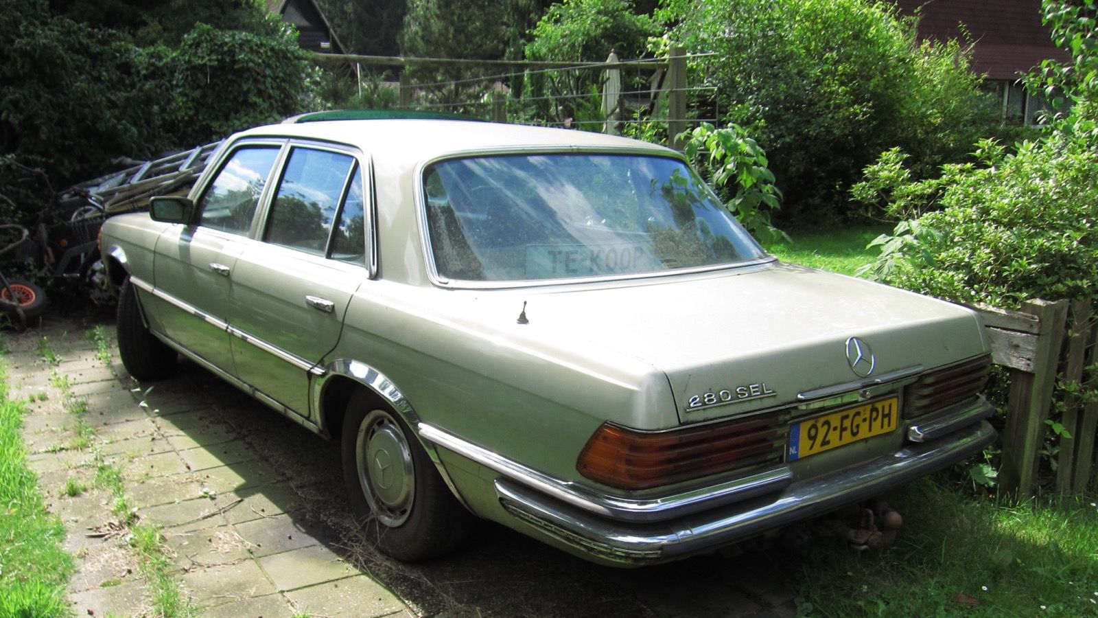 1974 Mercedes-Benz S-Class (W116) — sedan, front three-quarter view