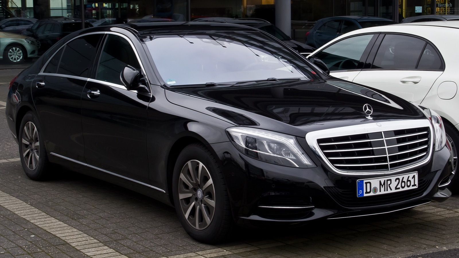 2014 Mercedes-Benz S-Class (W222) — sedan, front three-quarter view