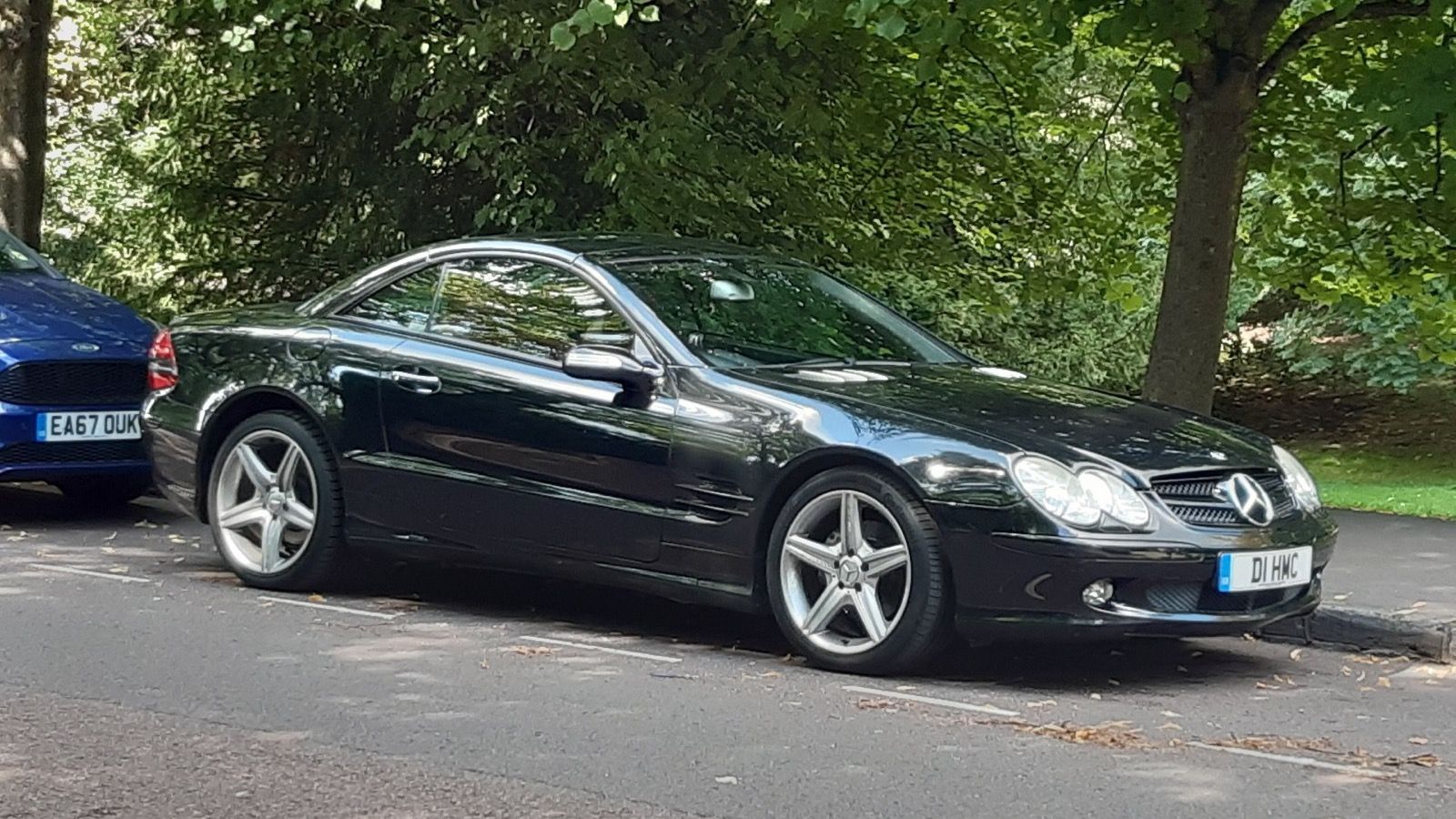 2002 Mercedes SL350, exterior view