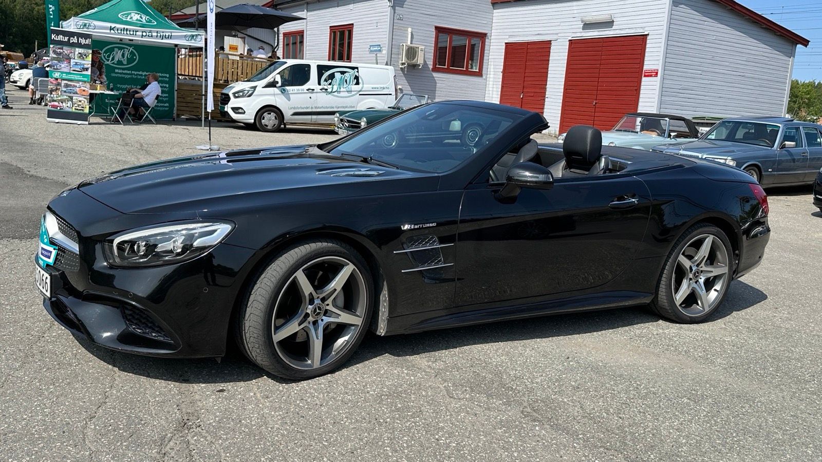 2013 SL 550 - side, side profile