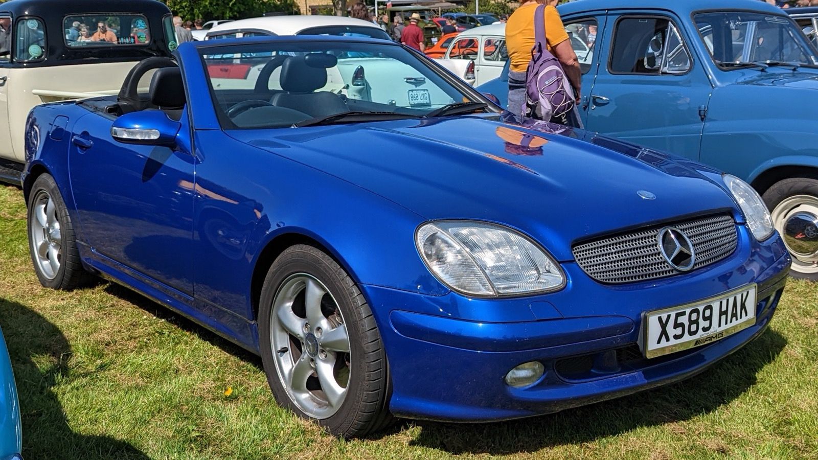 2000 Mercedes SLK 320 Automatic, exterior view