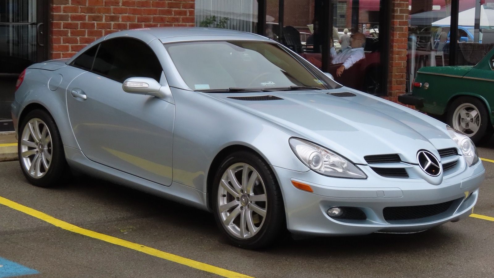 2007 Mercedes-Benz SLK 280, front right, front three-quarter view