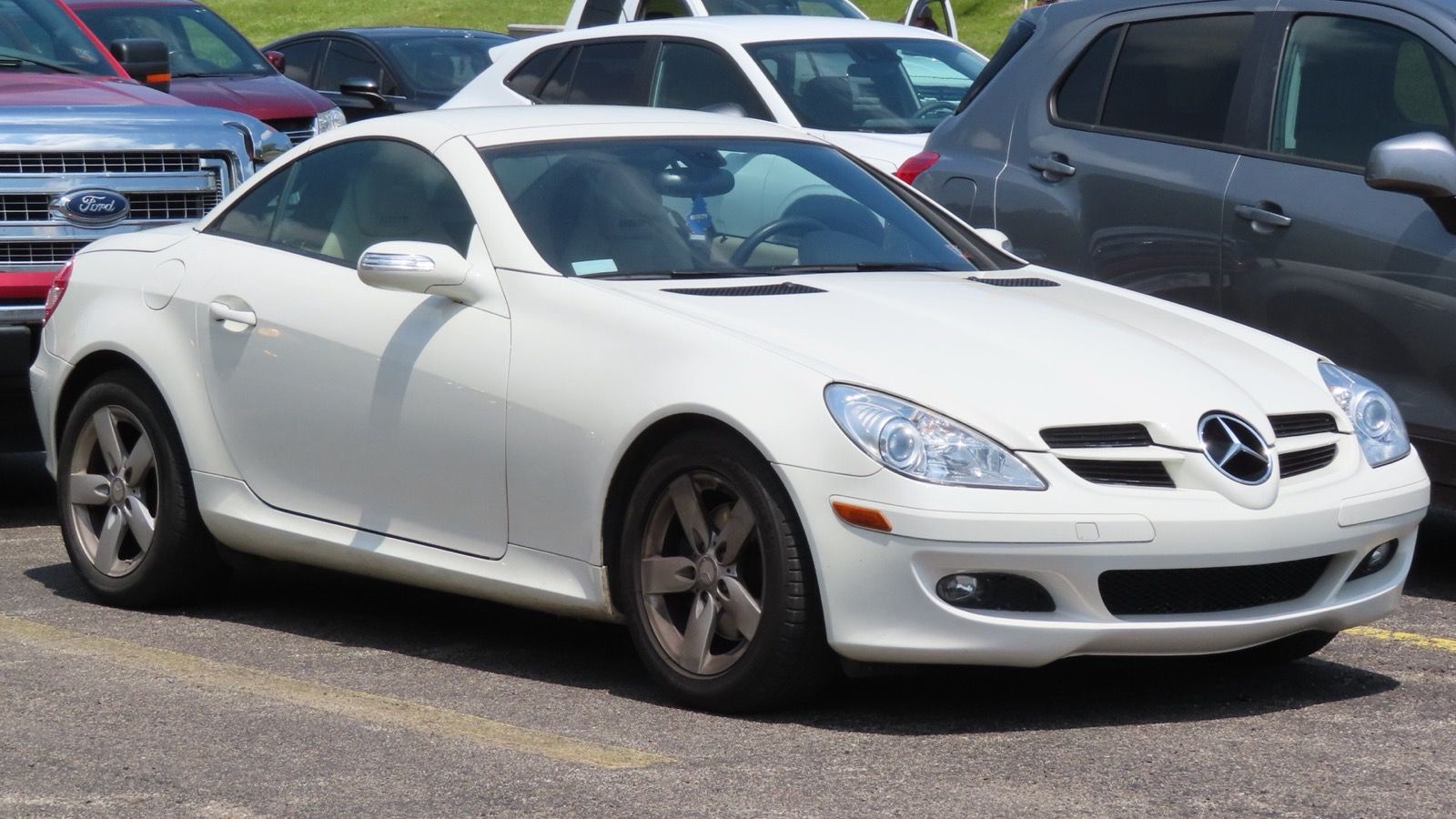 2008 Mercedes-Benz SLK 280, front right, front three-quarter view