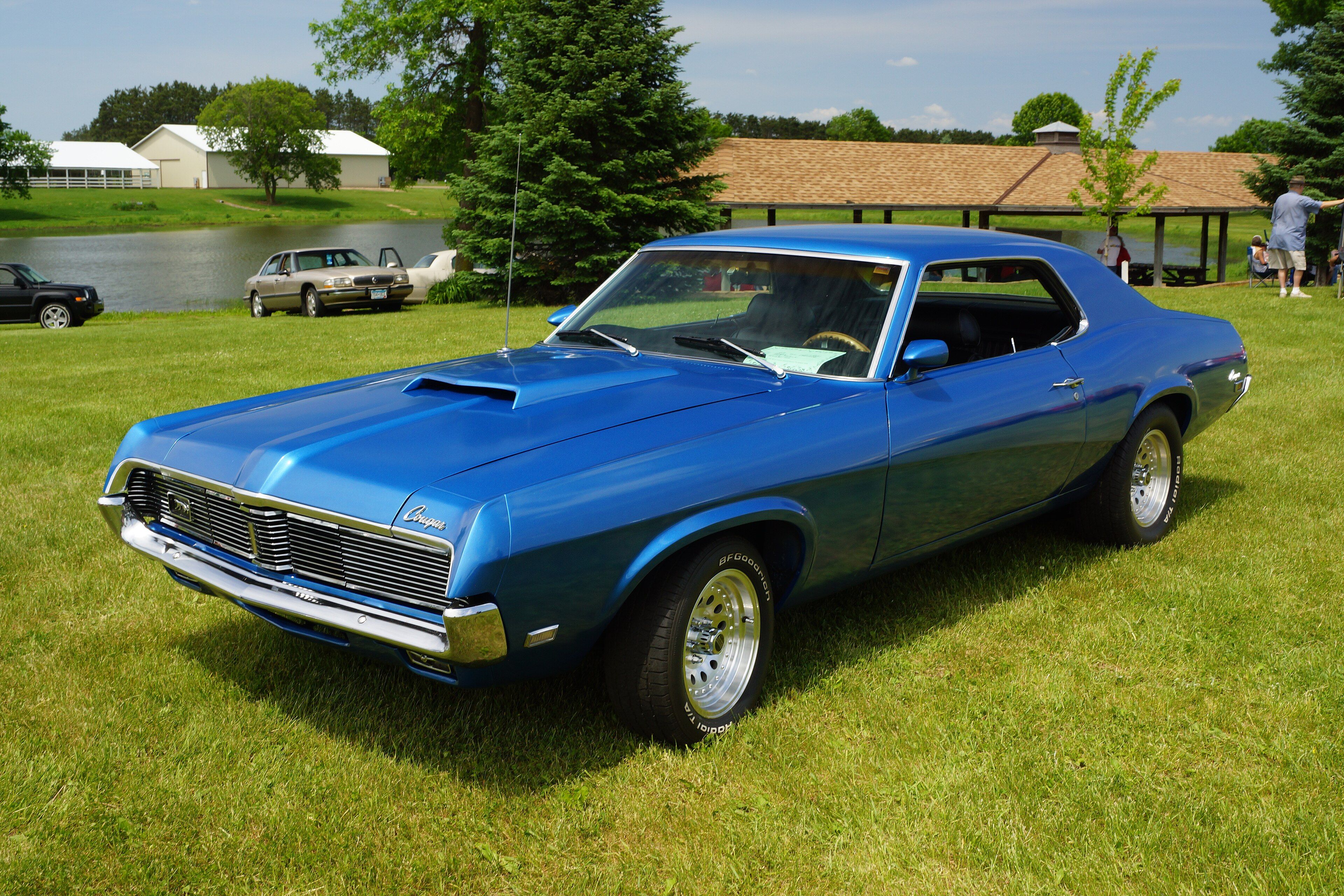 1969 Mercury Cougar, front three-quarter view