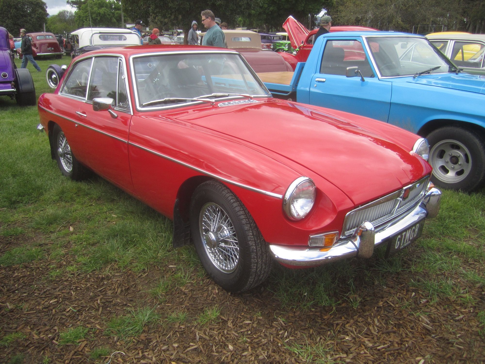1965 MG MGB GT Mk I coupe, front three-quarter view