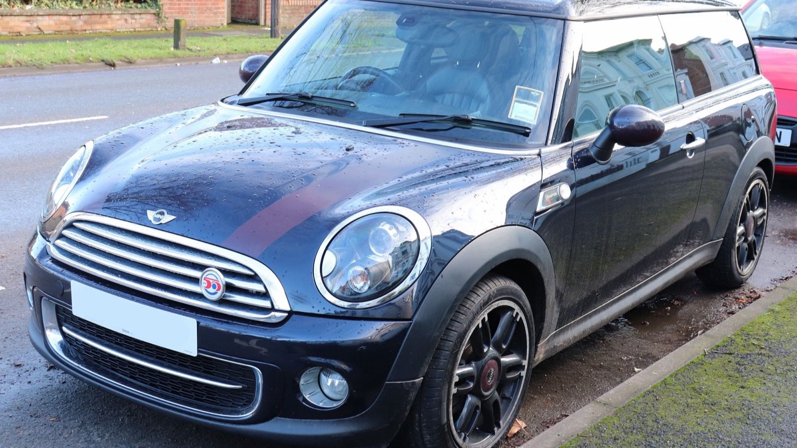 2011 Mini Cooper D Clubman (R55), front view