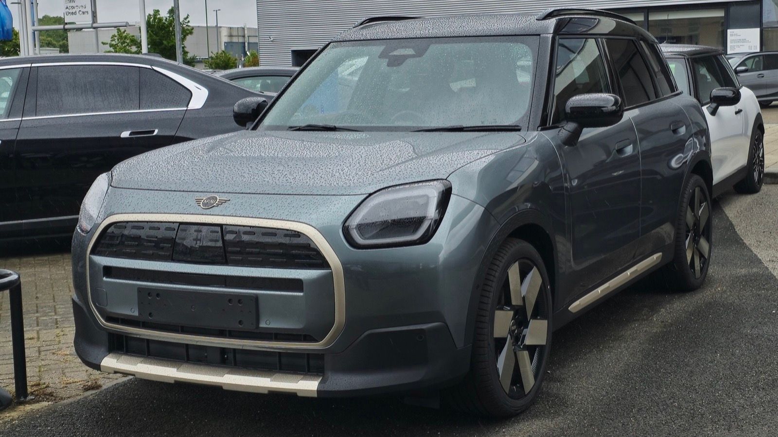 2024 Mini Countryman (U25), front three-quarter view
