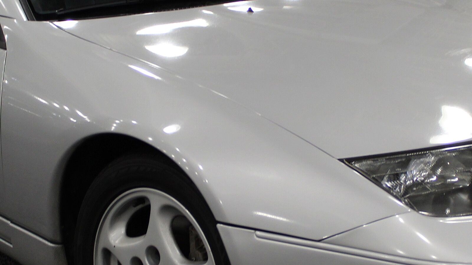 1990 Nissan 300ZX (Z32) — silver, front three-quarter view