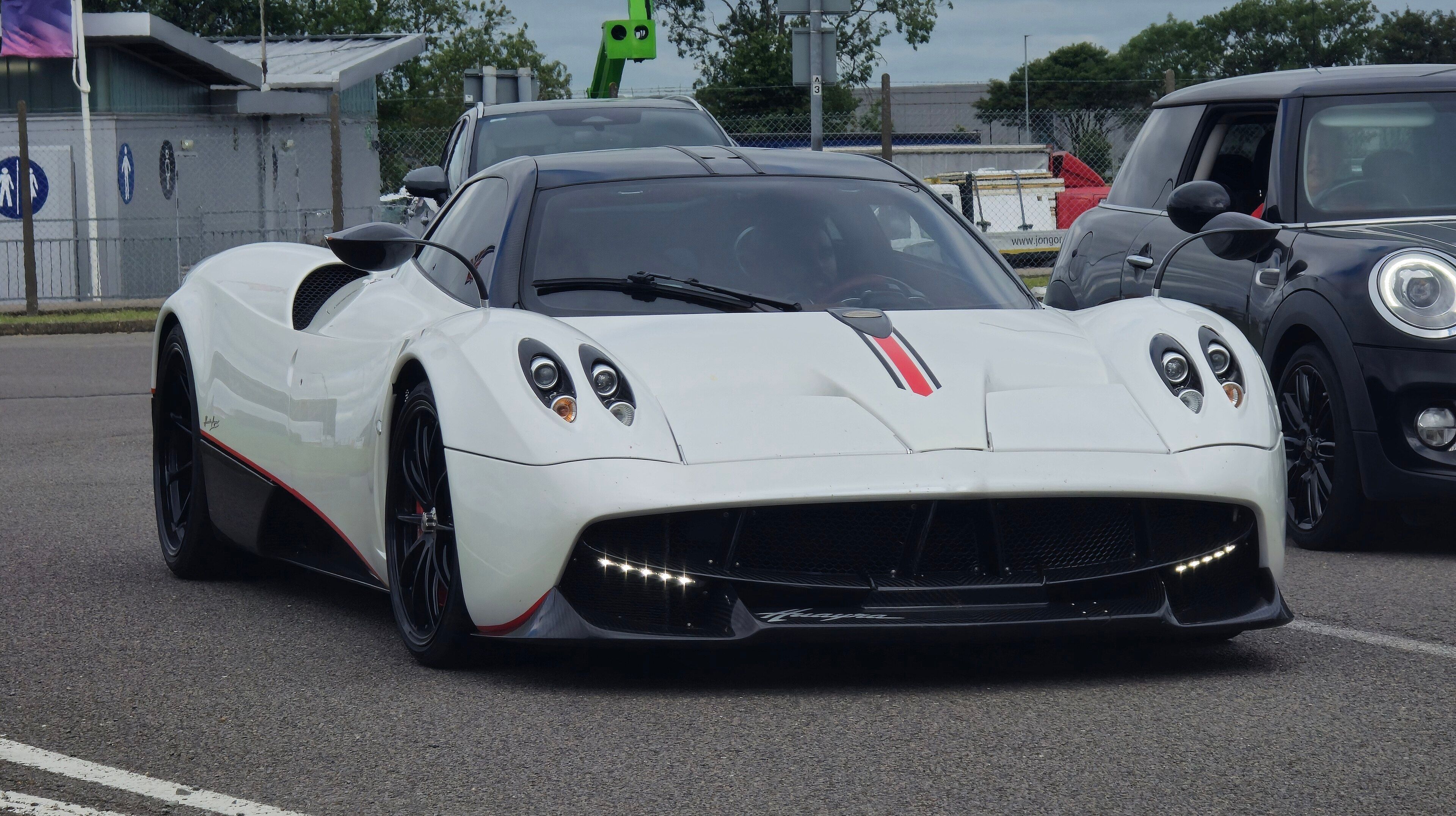 Pagani Huayra, front three-quarter view
