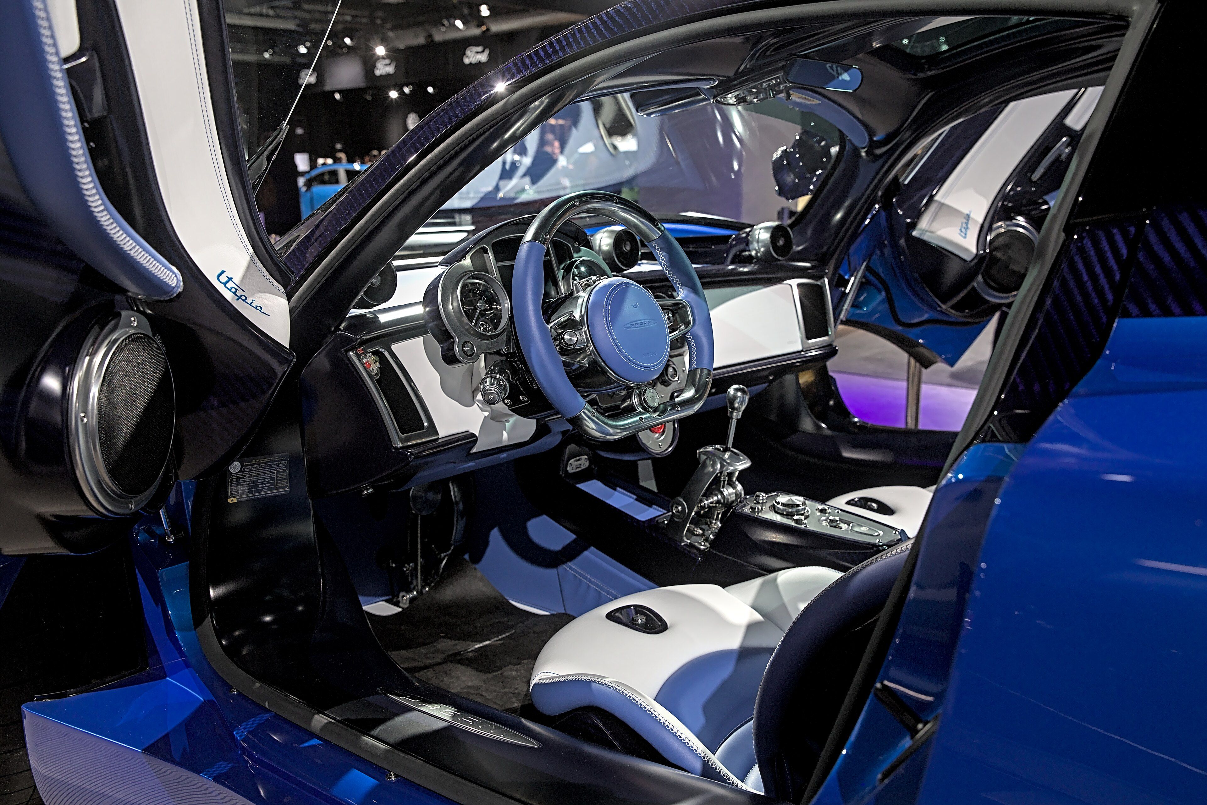 Pagani Utopia coupé, front three-quarter view