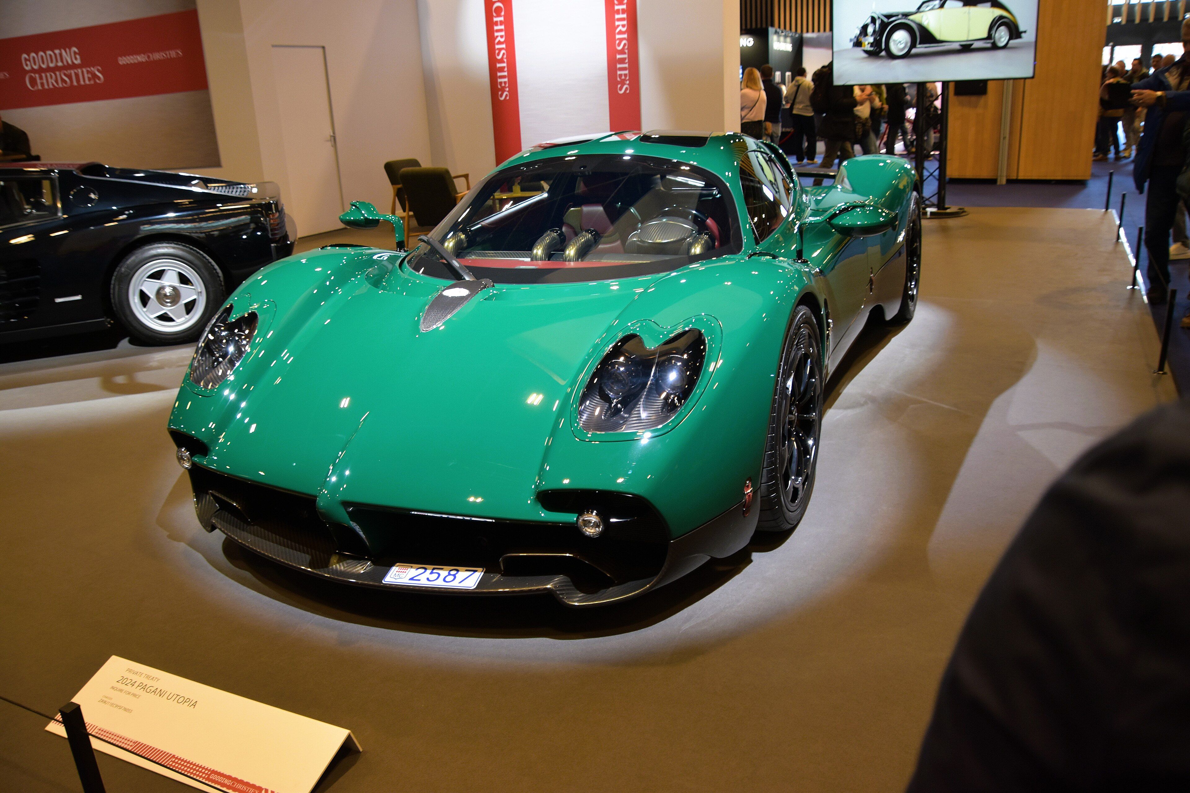 Pagani Utopia coupé, front three-quarter view