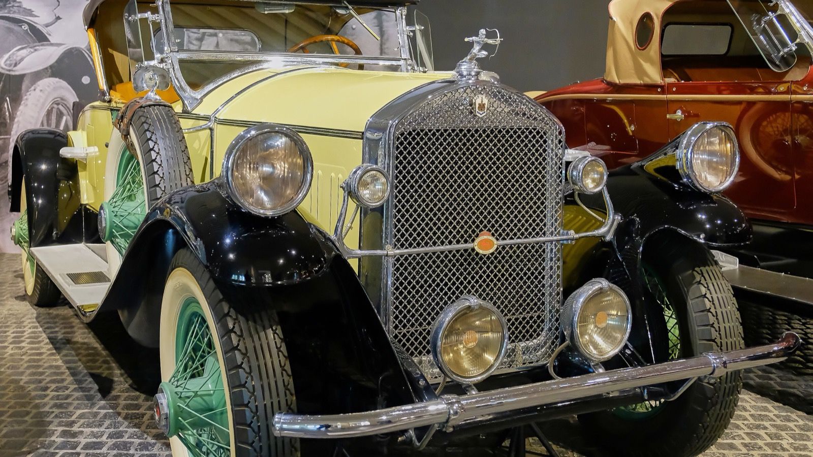 Pierce-Arrow Model 81 roadster on museum display, front three-quarter view