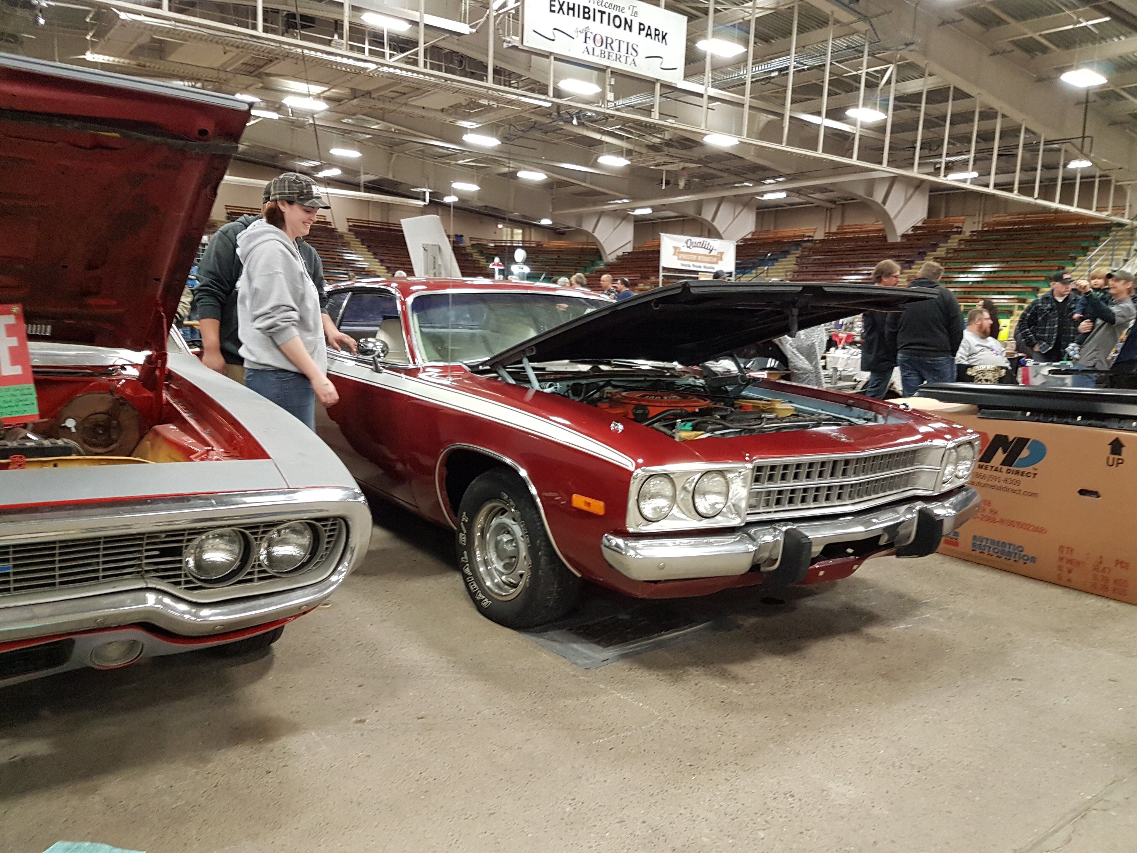 1971 fuselage-bodied Plymouth Road Runner, front three-quarter view