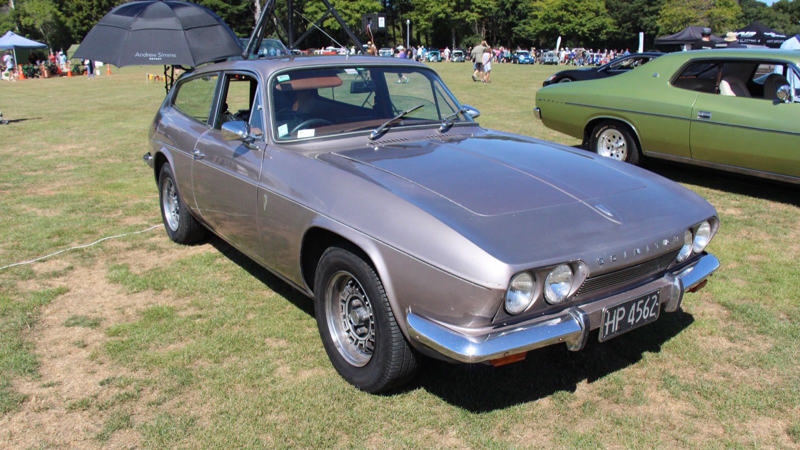 Silver 1975 Reliant Scimitar GTE SE5A sporting estate, front three-quarter view