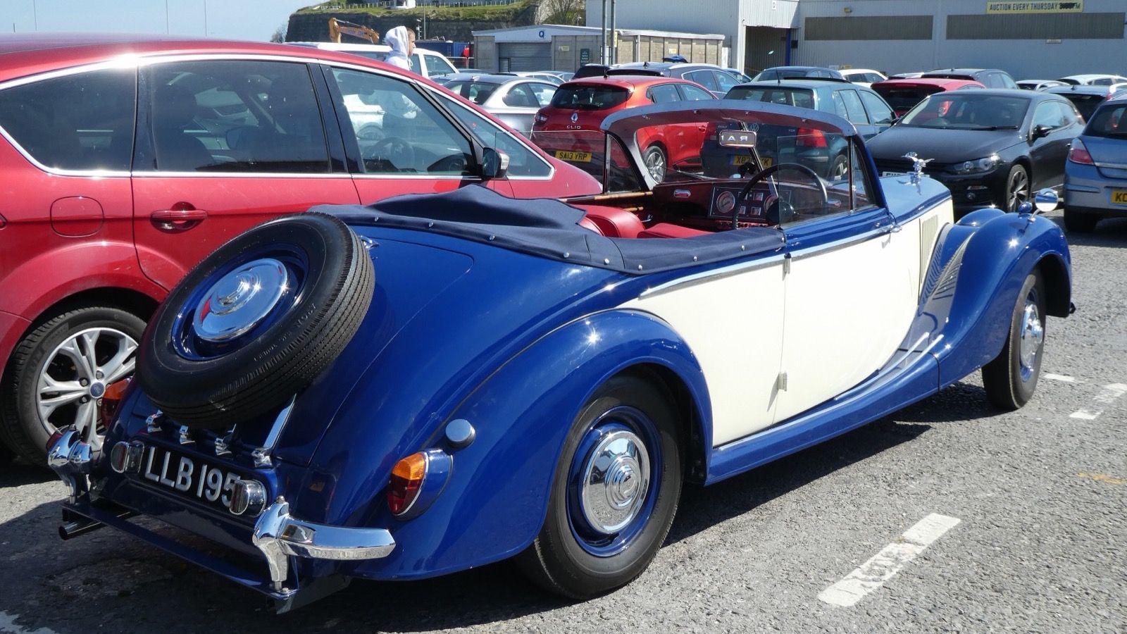 1950 Riley RMD 2½-litre drophead coupe, front three-quarter view