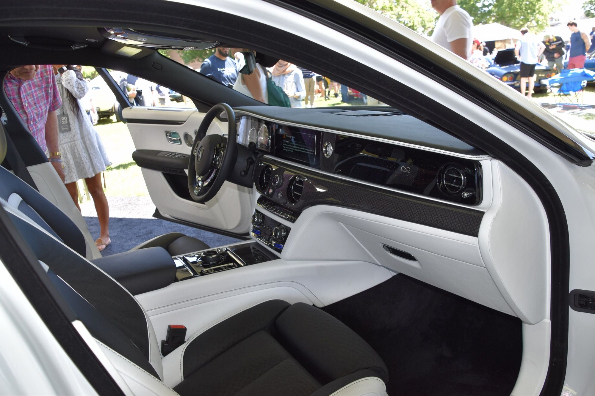 2022 Rolls-Royce Ghost, front three-quarter view