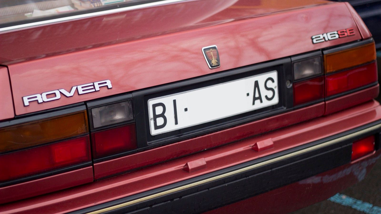 Red 1987 Rover 216 SE saloon, front three-quarter view
