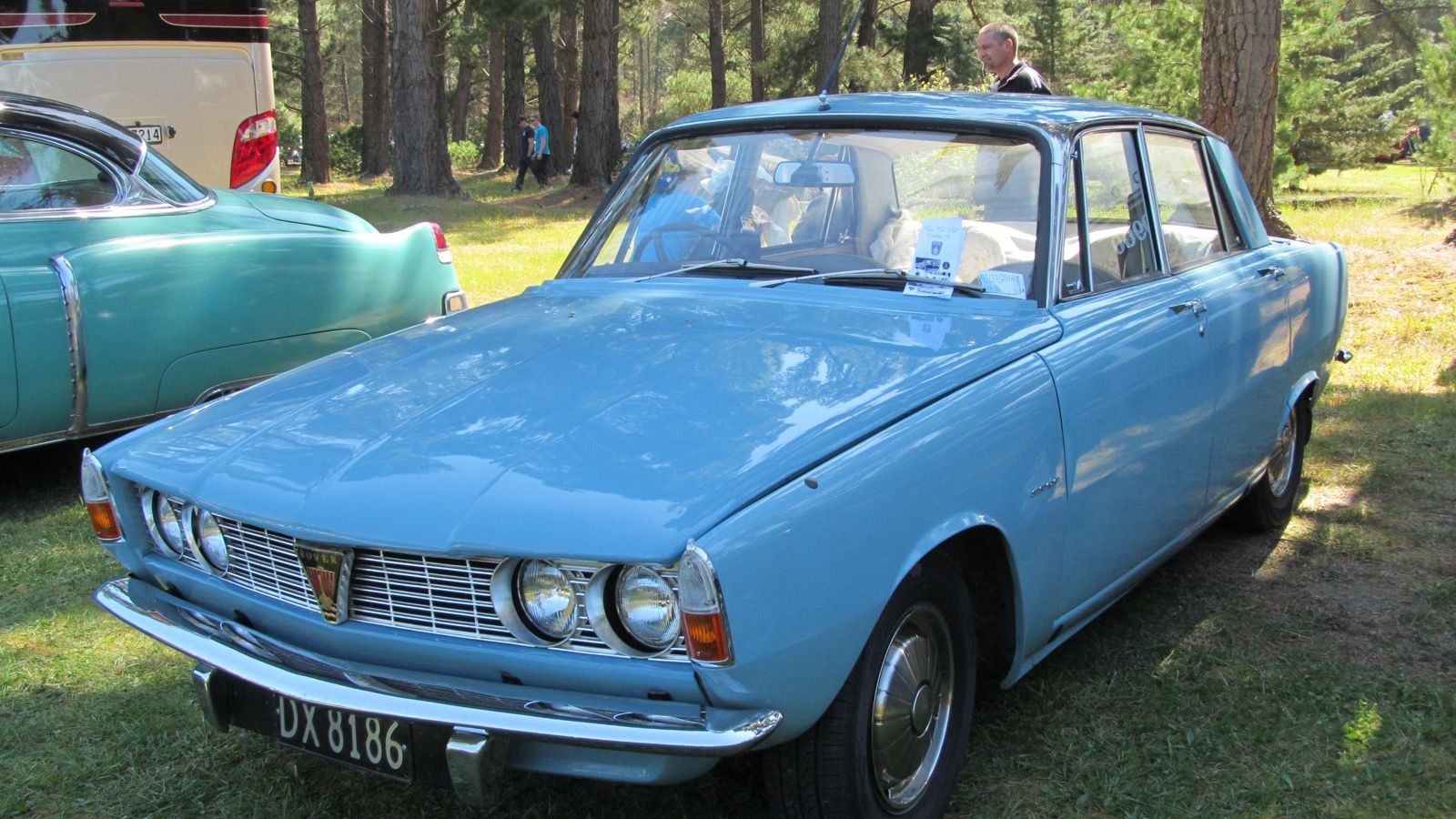 Grey 1966 Rover 2000 (P6) saloon, front three-quarter view