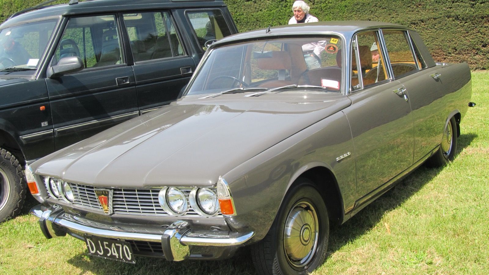 White 1970 Rover 2000 (P6) saloon, front three-quarter view
