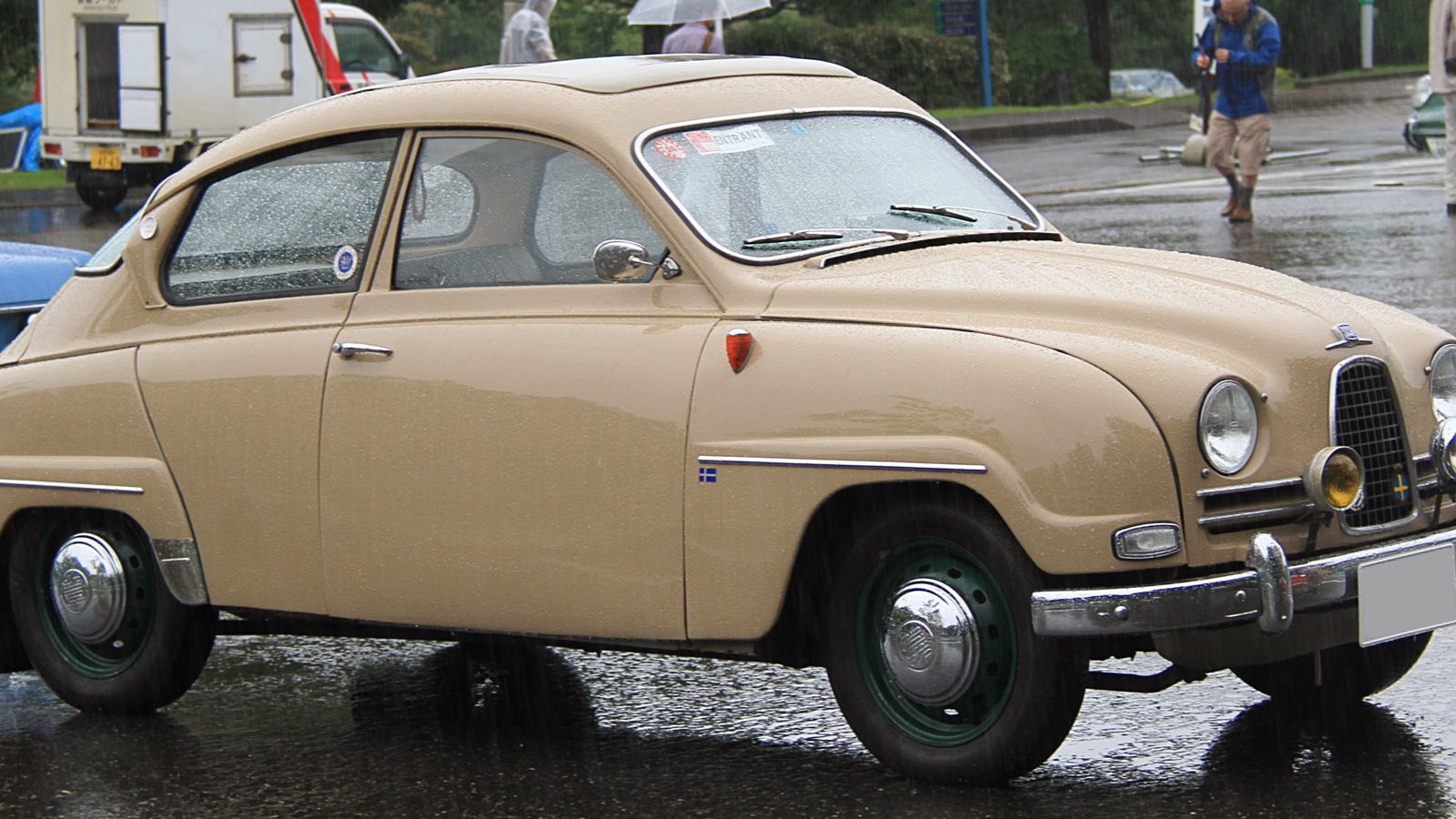 1961 Saab 96 side profile