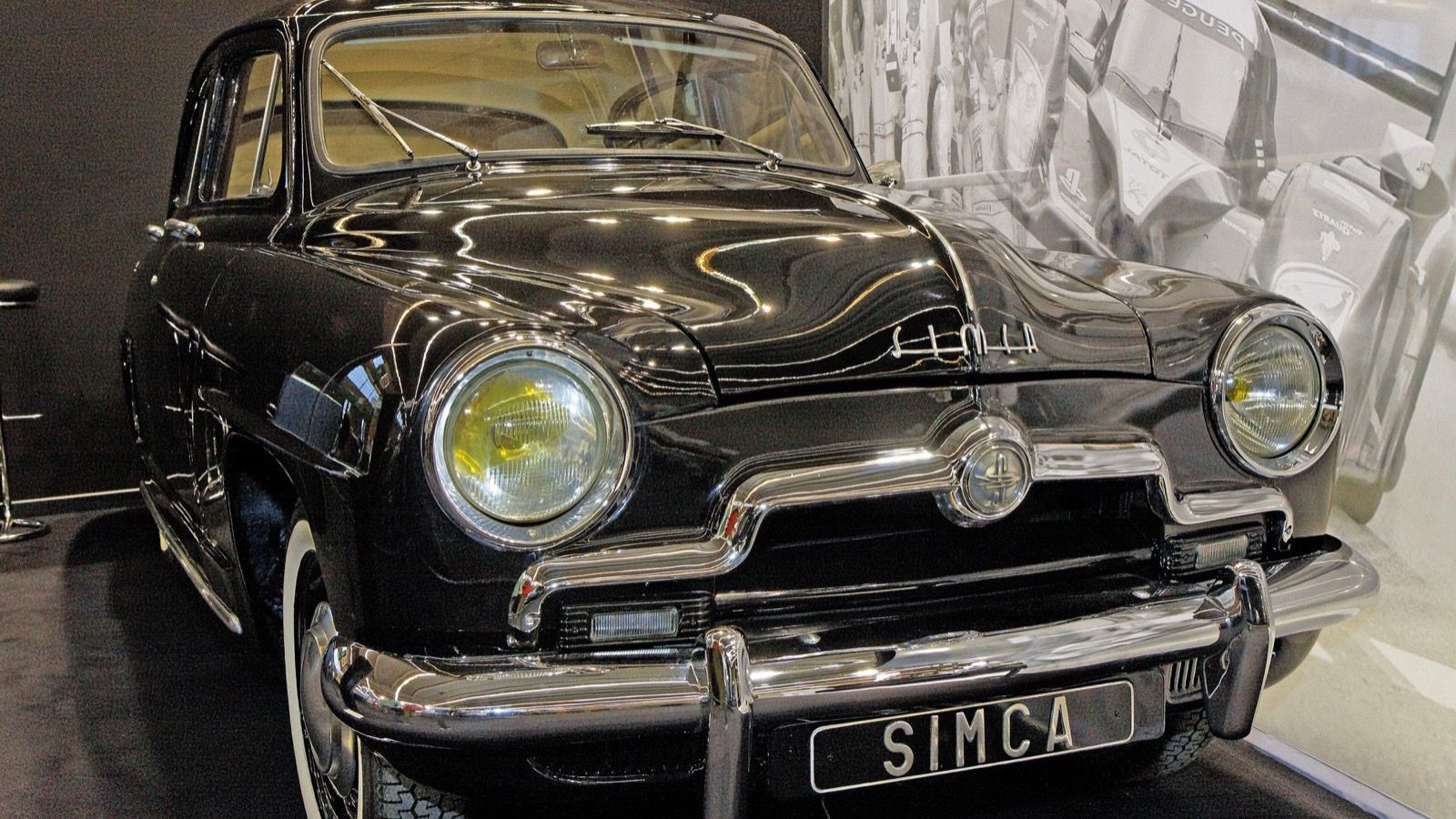 1952 Simca 9 Aronde saloon in black, front three-quarter view