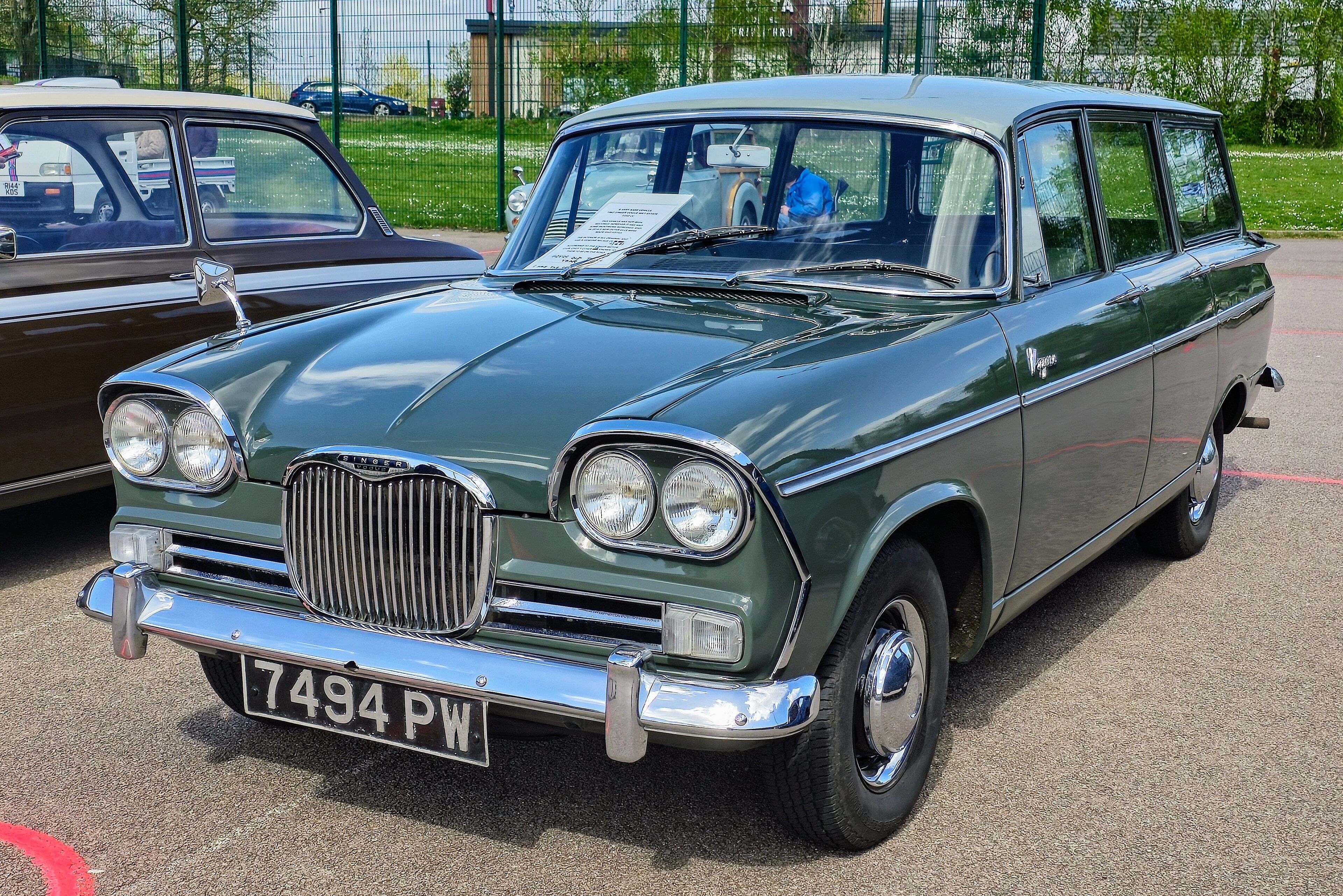 1962 Singer Vogue Mark 1 estate, front three-quarter view