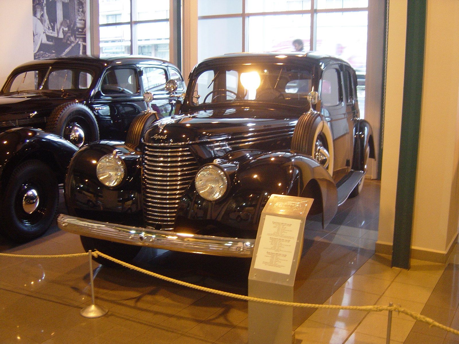 1936 Škoda Superb luxury saloon, front three-quarter view