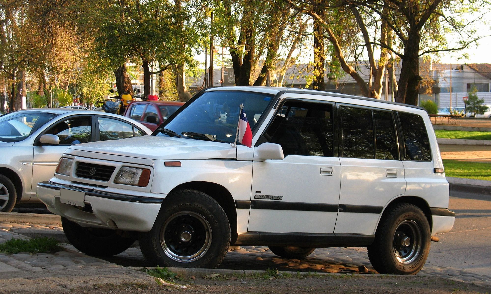 Suzuki Sidekick 1.6 JX from 1992, front three-quarter view