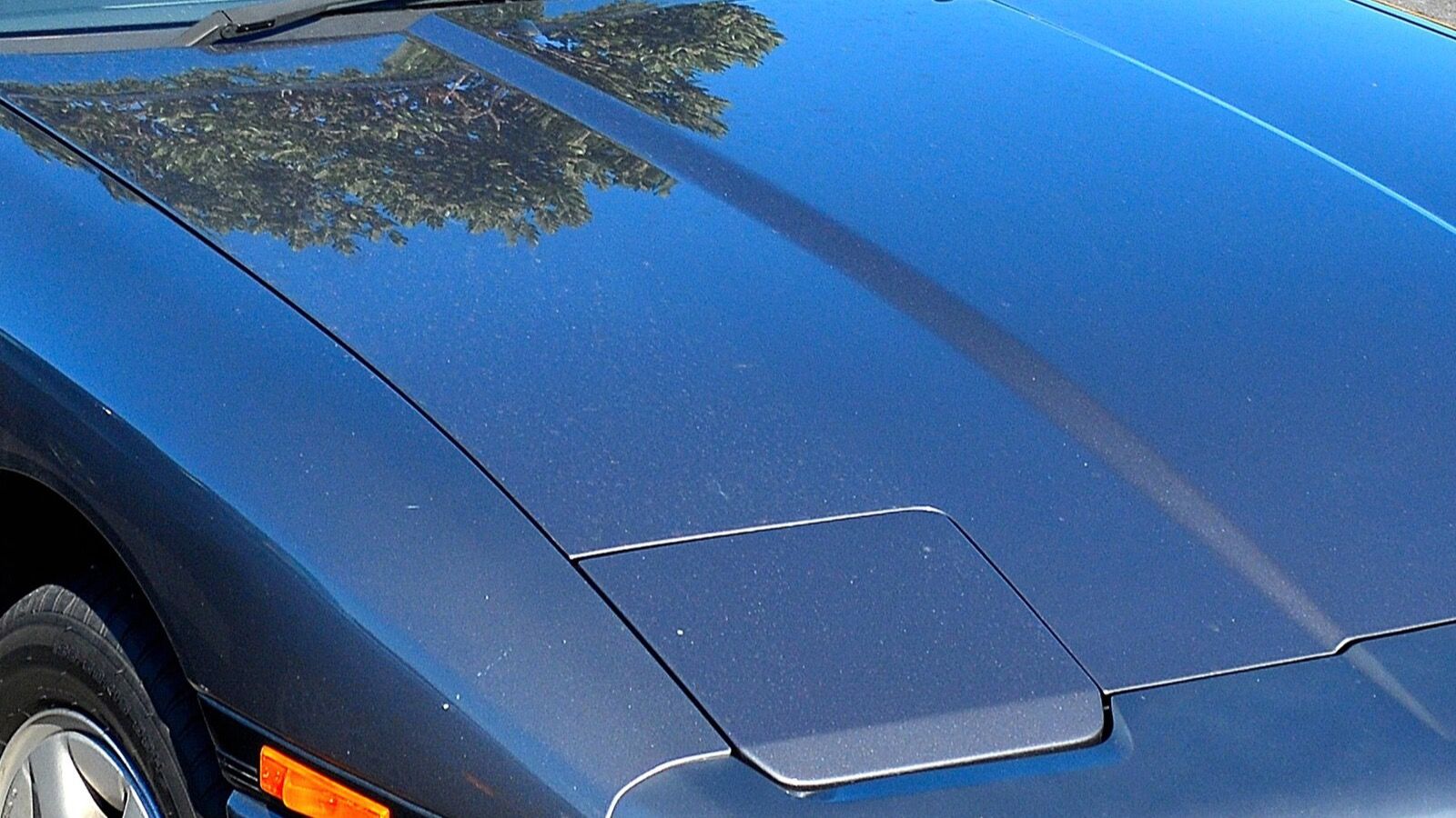 1989 Toyota Supra (A70), third generation — coupe, front three-quarter view