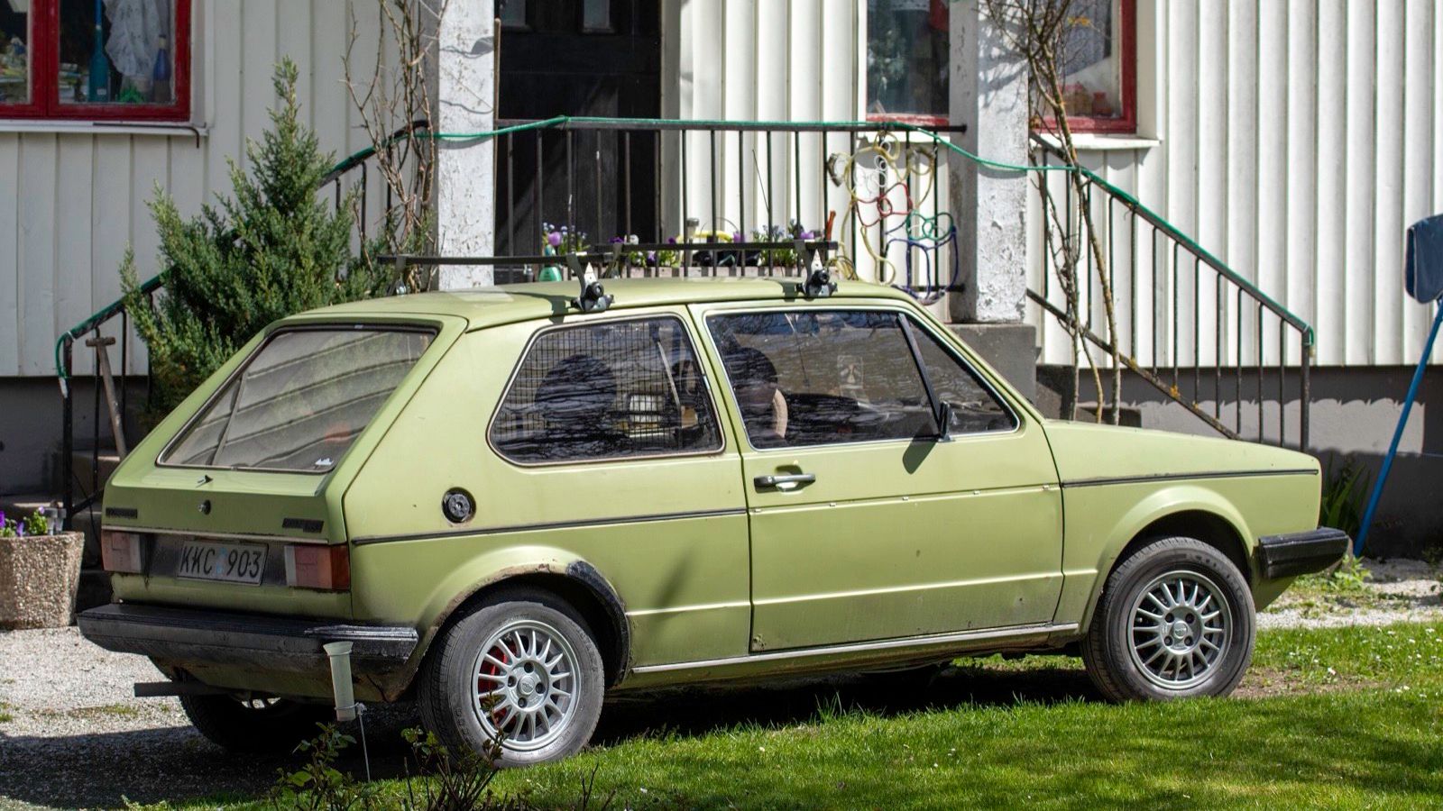 1979 Volkswagen Golf Mk1 GLD, green — rear three-quarter view