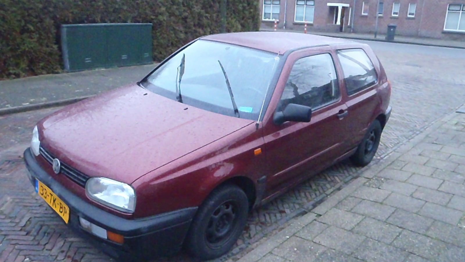 1993 Volkswagen Golf — exterior view