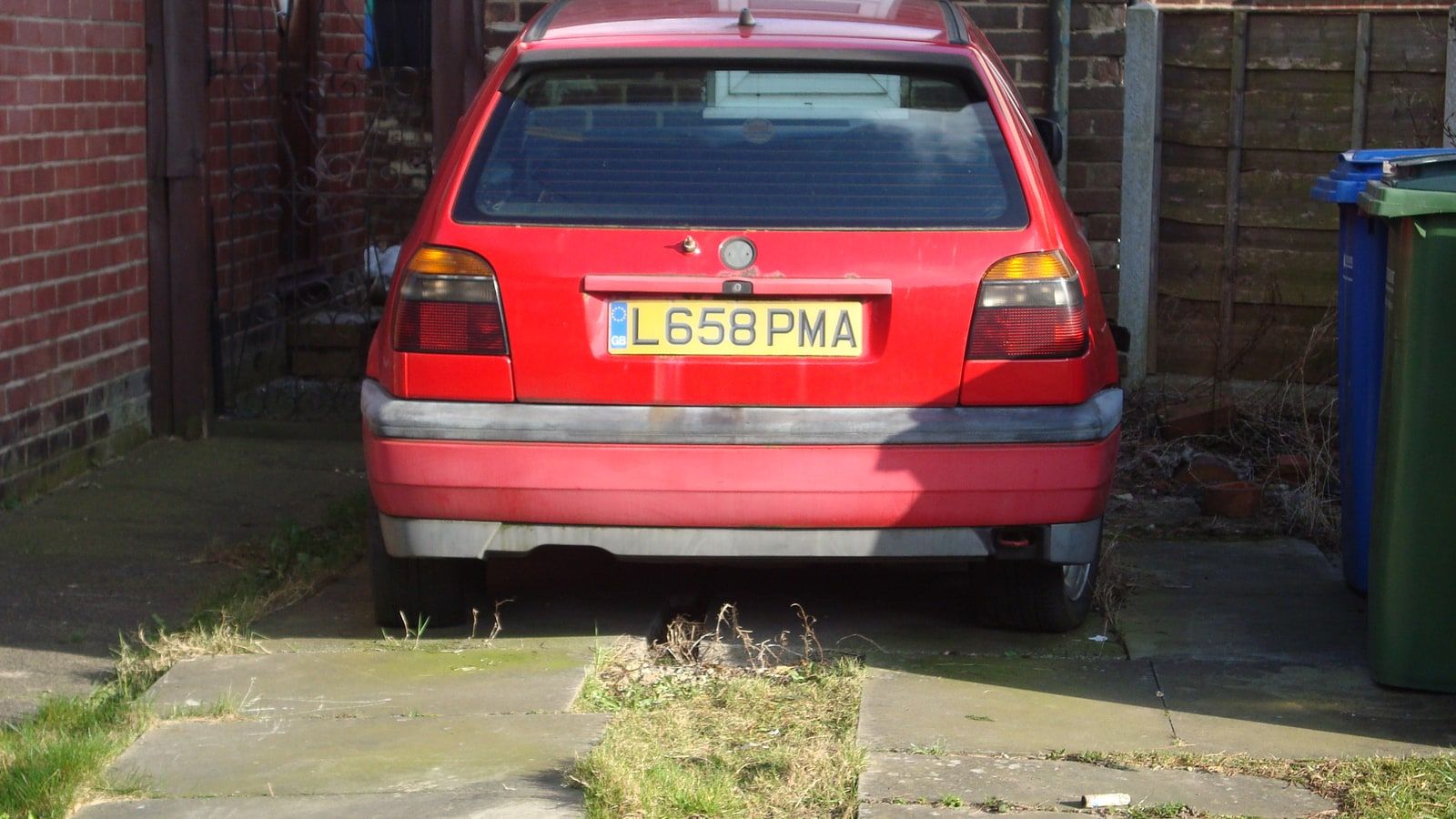 1994 Volkswagen Golf — exterior view