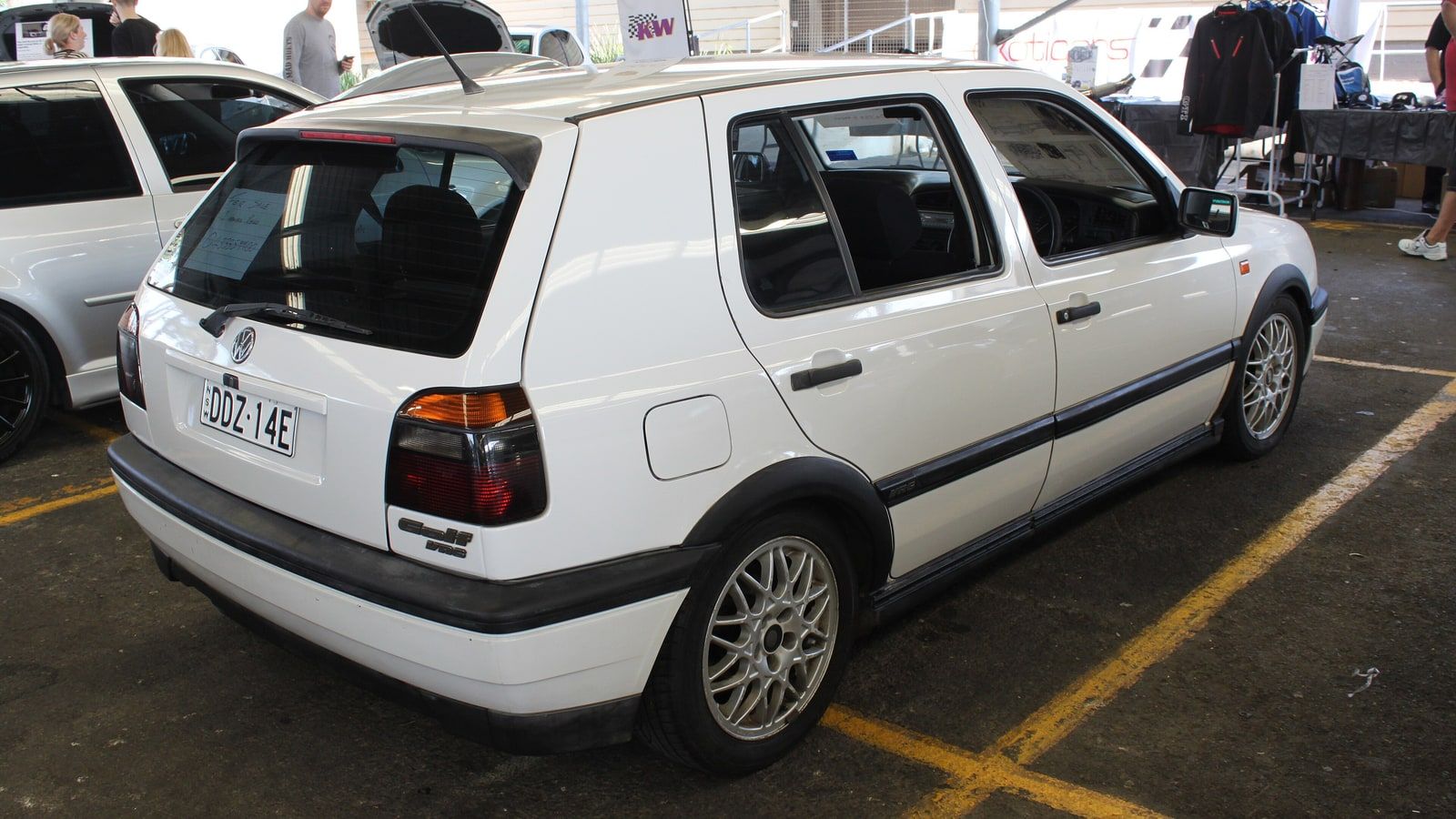 1995 Volkswagen Golf — exterior view