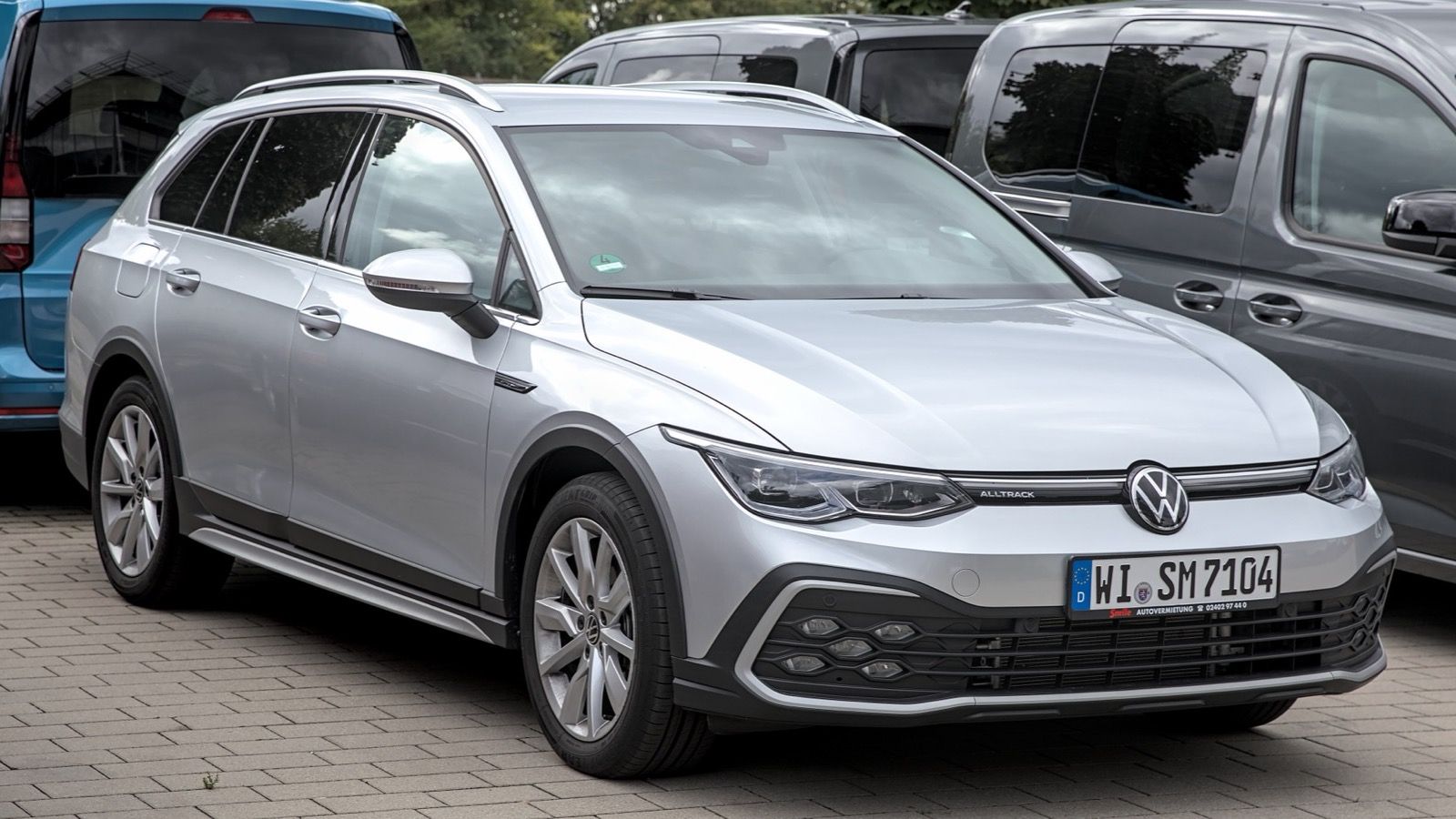 2020 Volkswagen Golf Alltrack wagon, silver — front three-quarter view